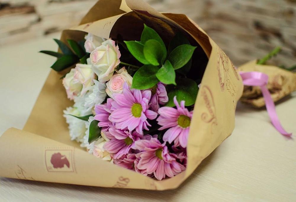 Букет цветов из: Розы и Хризантемы в Абдулино