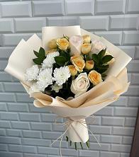 Букет цветочный вальс в Абдулино Букет цветов из: Розы и Хризантемы в Абдулино