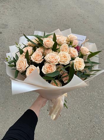 Букет Кремовые розы Латте в Абдулино