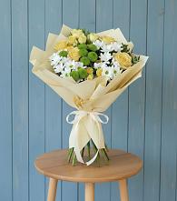 Букет цветов из:  Хризантемы и Розы в Абдулино