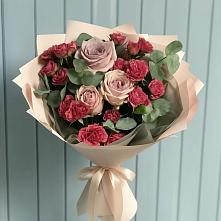 Букет цветов из:  Гвоздики и Розы в Абдулино